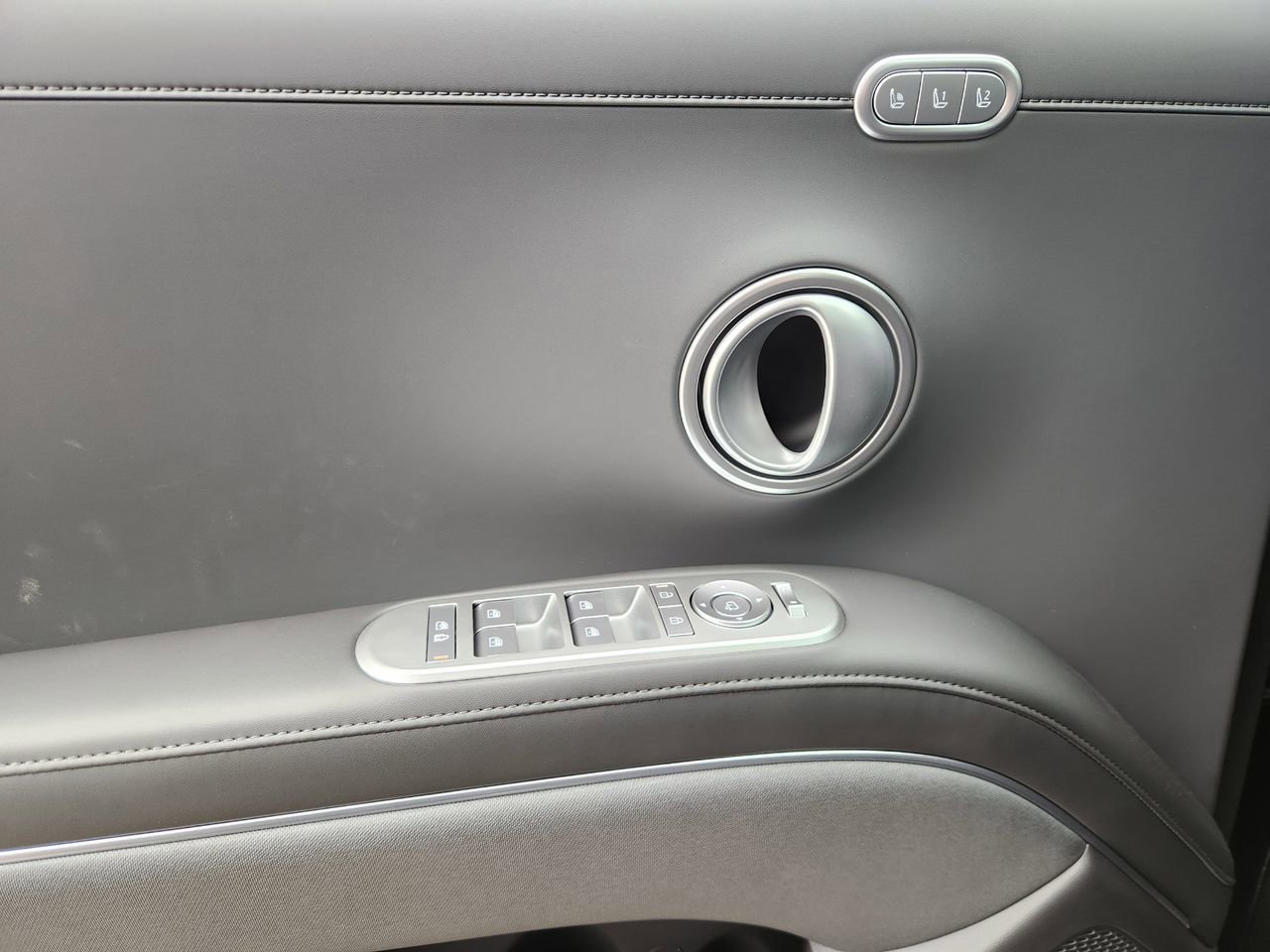 New 2026 Hyundai Palisade Calligraphy FWD image 24