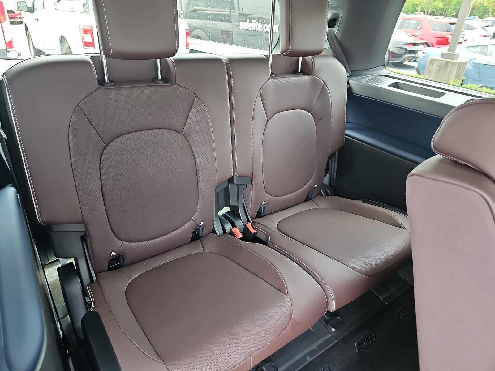 Used 2025 Volkswagen ID. Buzz Pro S RWD image 12