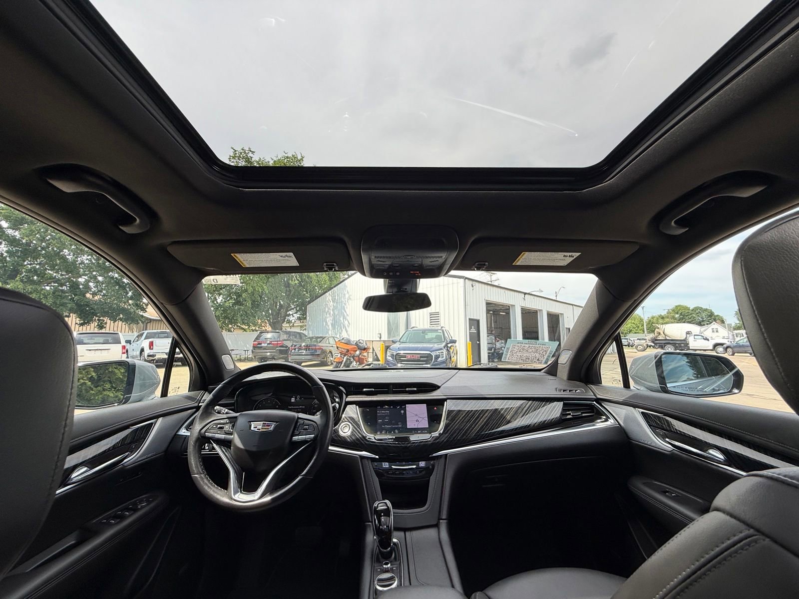 Used 2023 Cadillac XT6 Premium Luxury AWD/4WD image 24