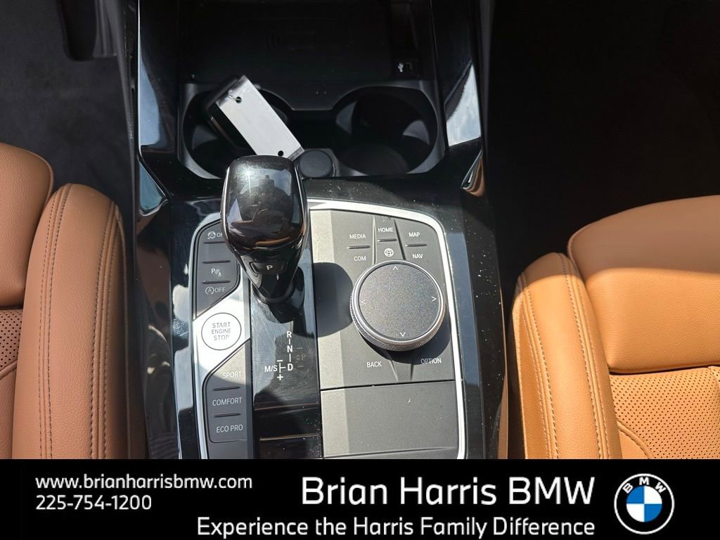 Used 2024 BMW X3 sDrive30i w/ Premium Package image 16