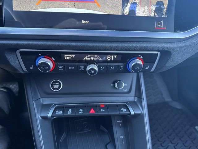 Used 2024 Audi Q3 2.0T Premium Plus image 32