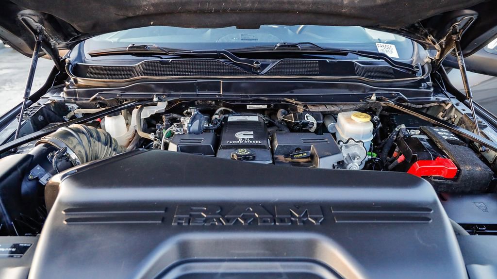Used 2024 RAM 2500 Laramie image 31