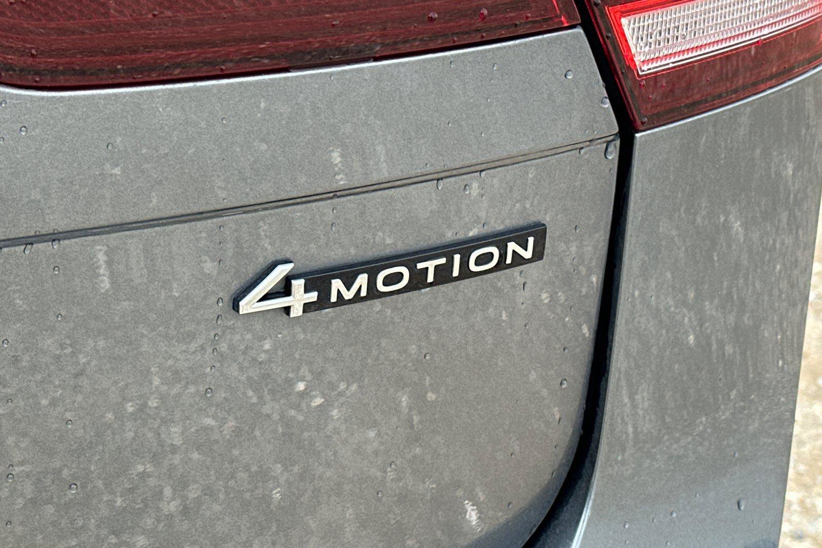 Certified 2023 Volkswagen Tiguan SEL R-Line AWD/4WD image 27