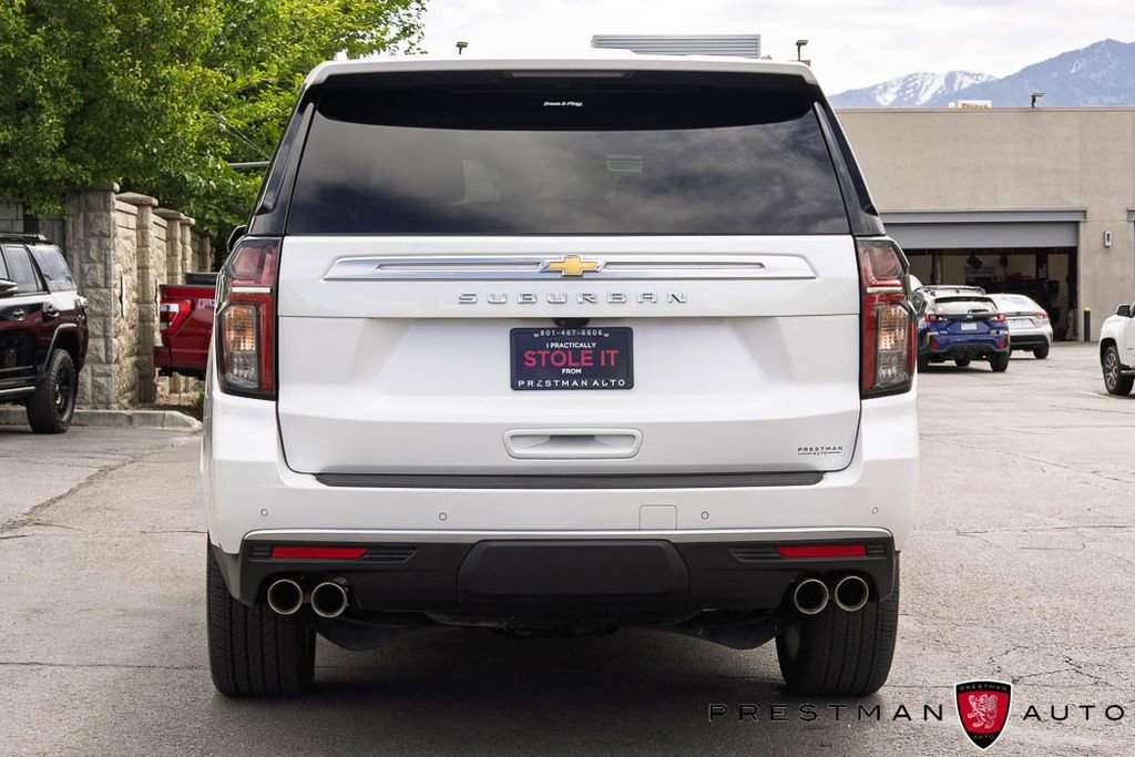 Used 2024 Chevrolet Suburban High Country AWD/4WD image 23