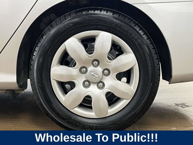 Used 2009 Hyundai Elantra GLS FWD image 12