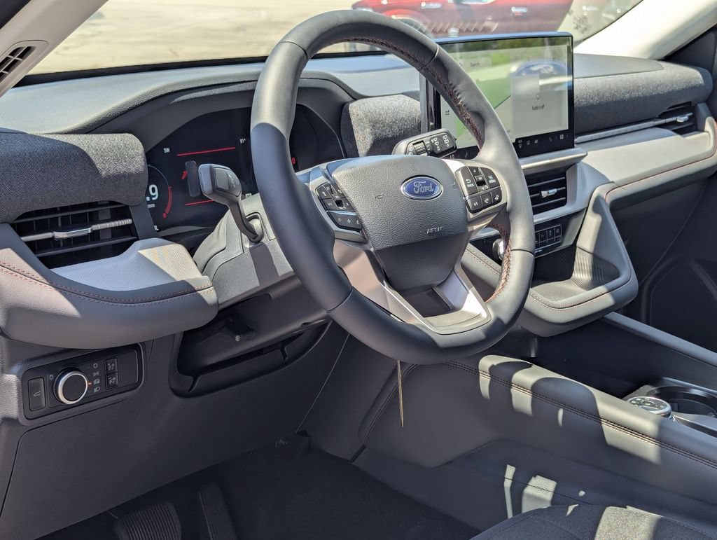 New 2026 Ford Explorer Active AWD/4WD image 5