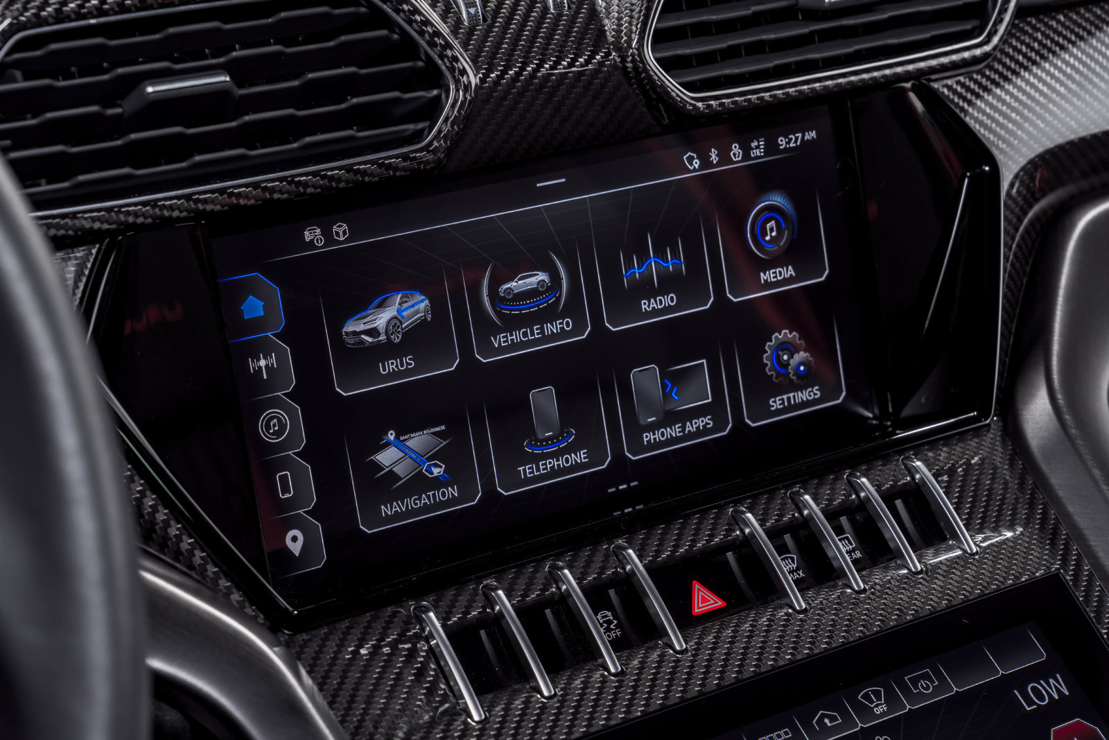Used 2024 Lamborghini Urus Performante AWD/4WD image 25