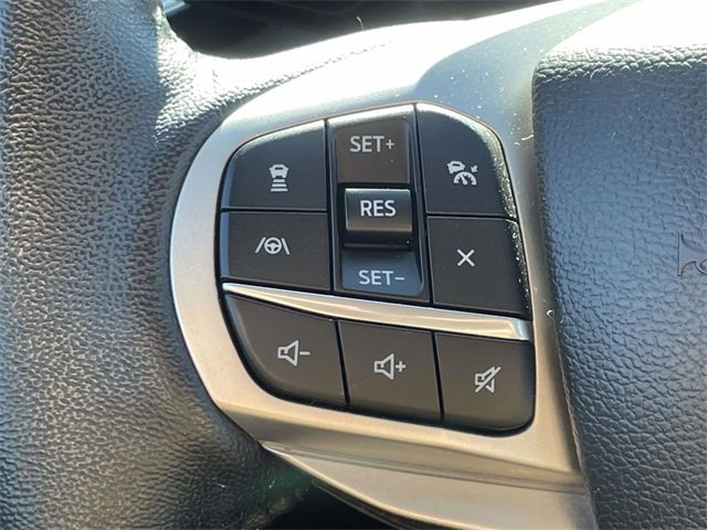 Certified 2022 Ford Explorer XLT w/ Equipment Group 202A image 22