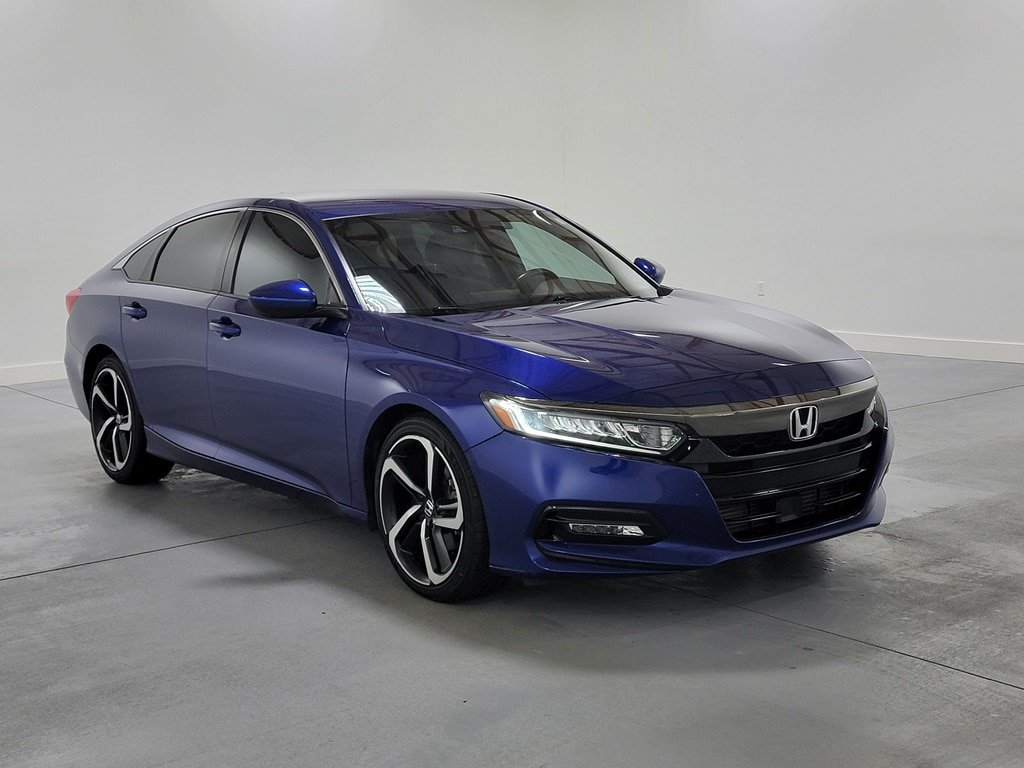 Used 2020 Honda Accord Sport image 2