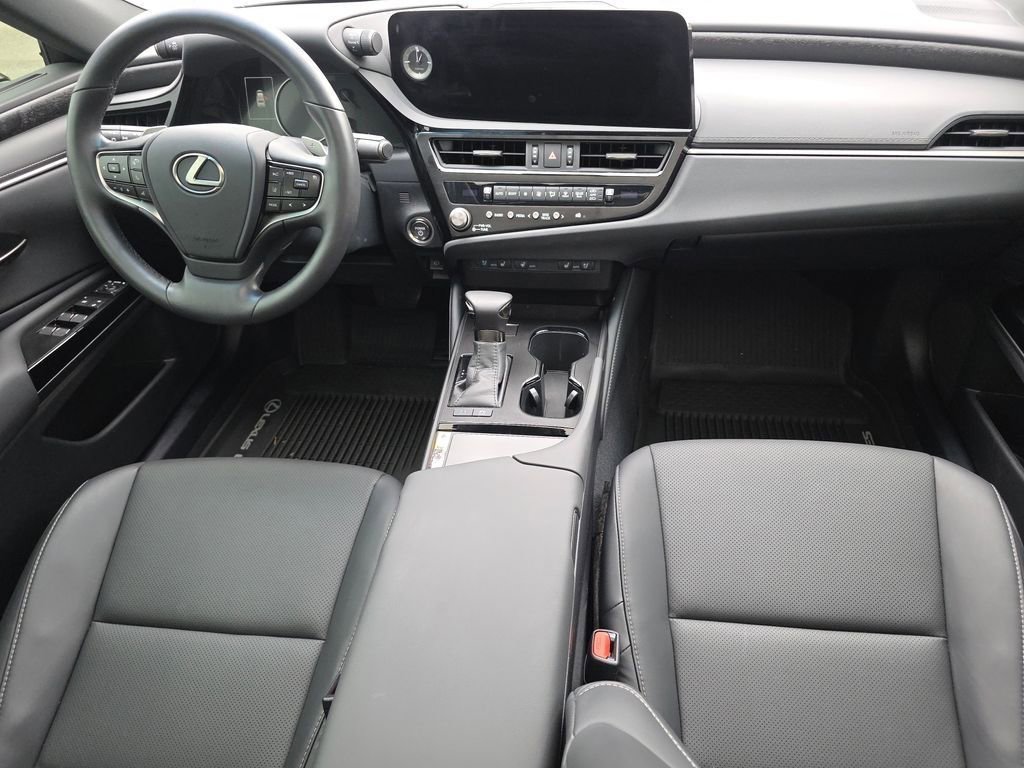 Certified 2025 Lexus ES 300h w/ Premium Package image 18
