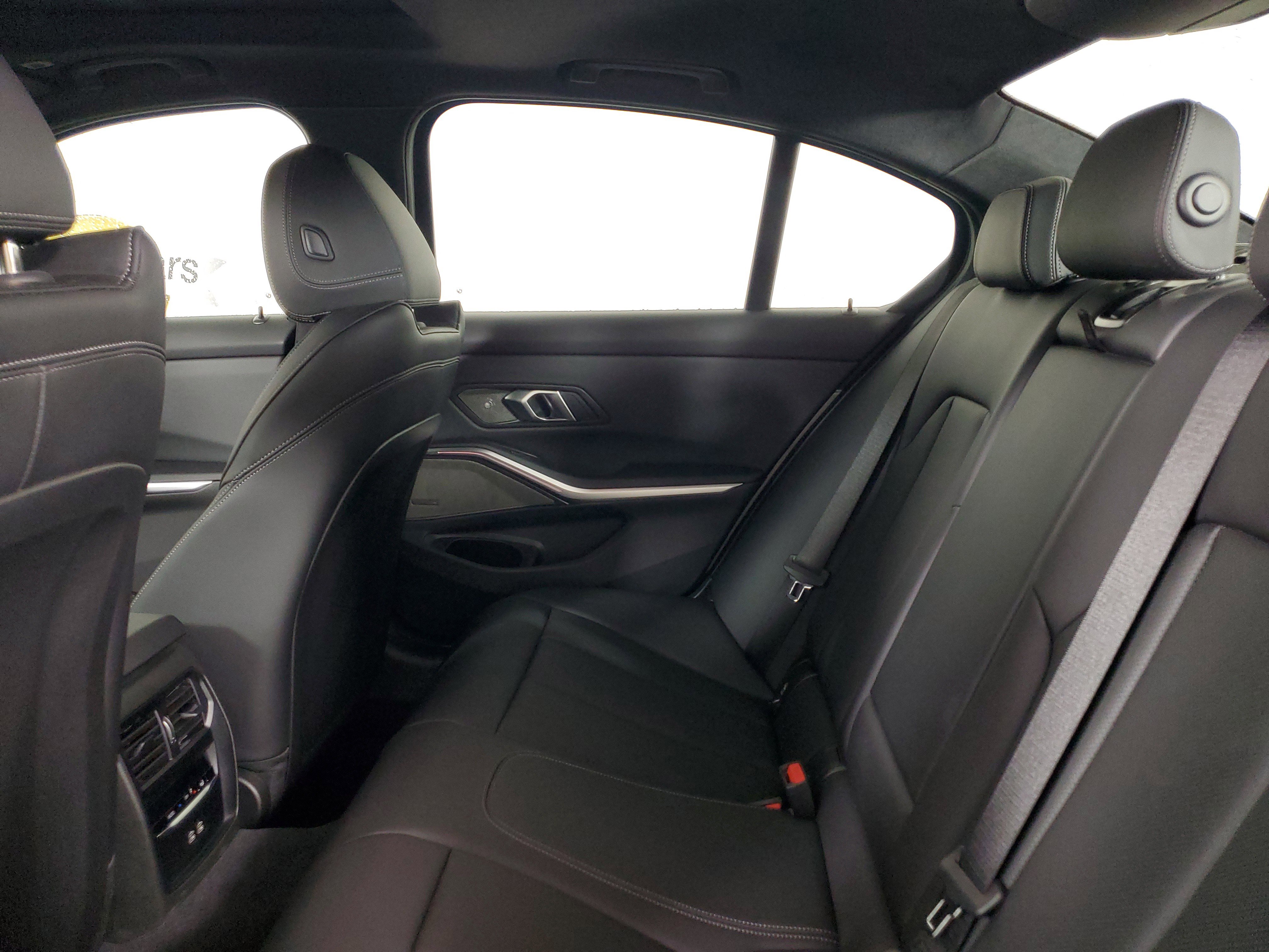 New 2025 BMW 330i xDrive Sedan w/ Premium Package image 10