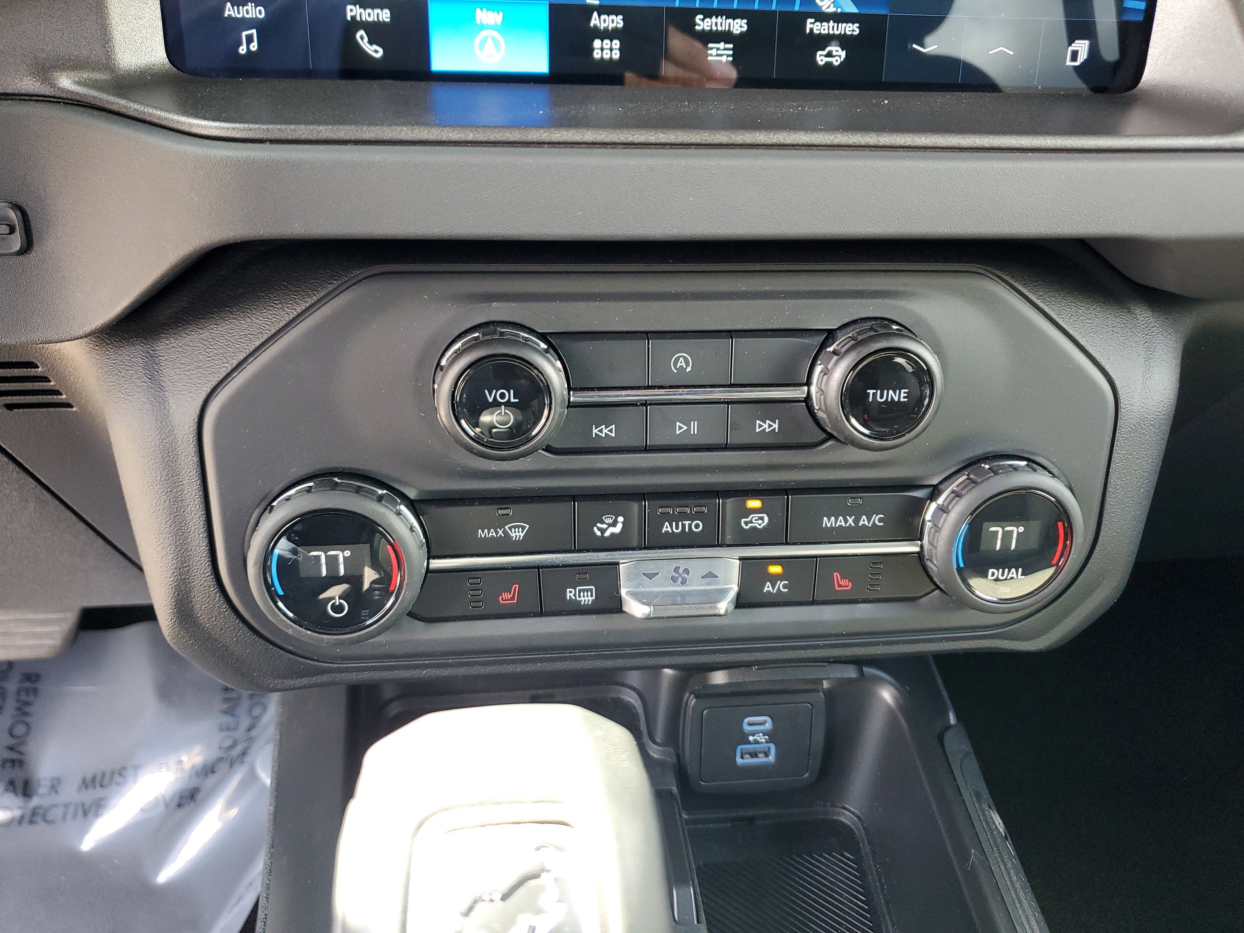 Used 2025 Ford Bronco Big Bend image 25