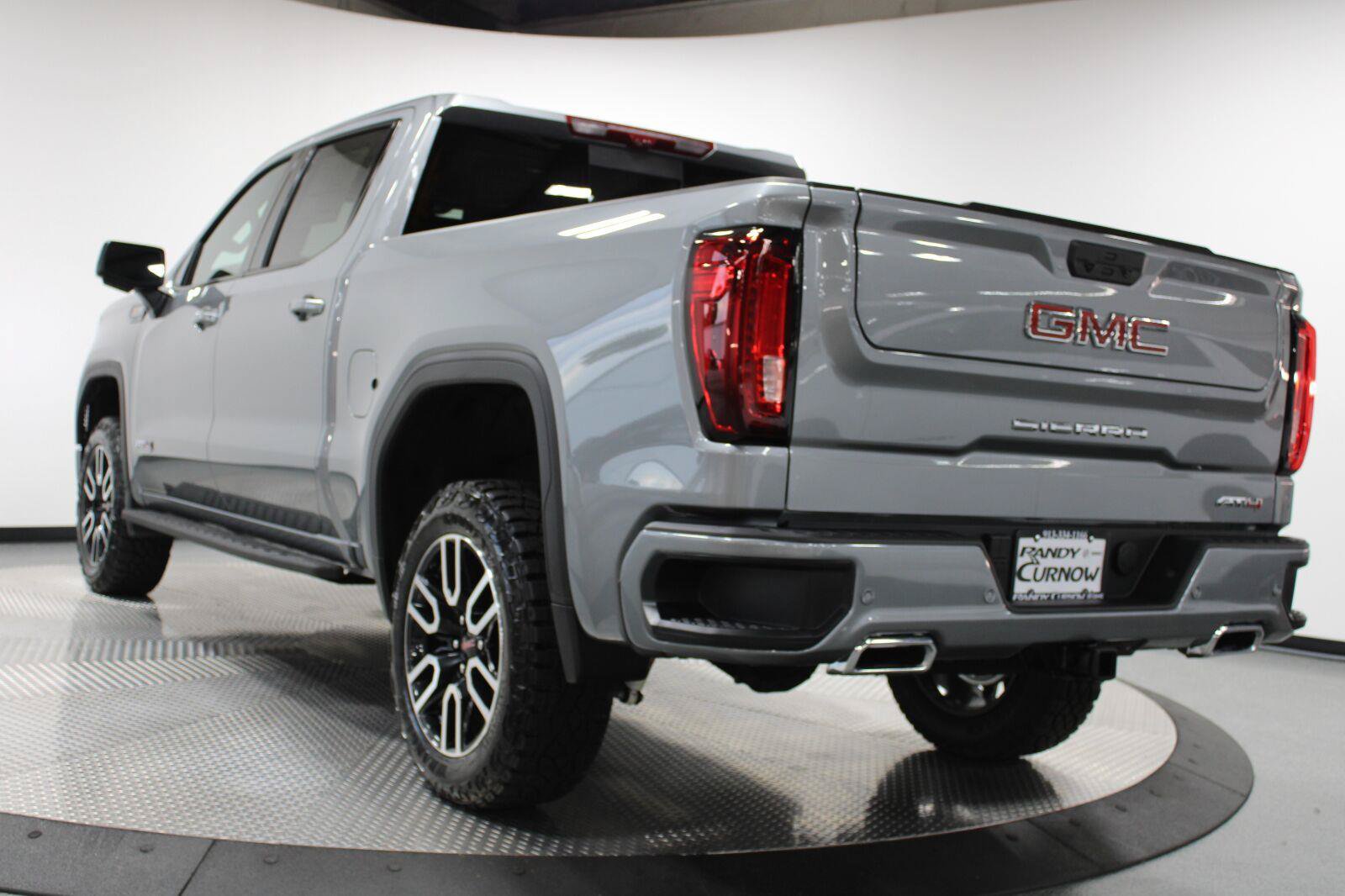 New 2026 GMC Sierra 1500 AT4 w/ AT4 Premium Package AWD/4WD image 4