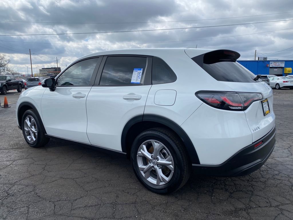 Used 2024 Honda HR-V LX image 6