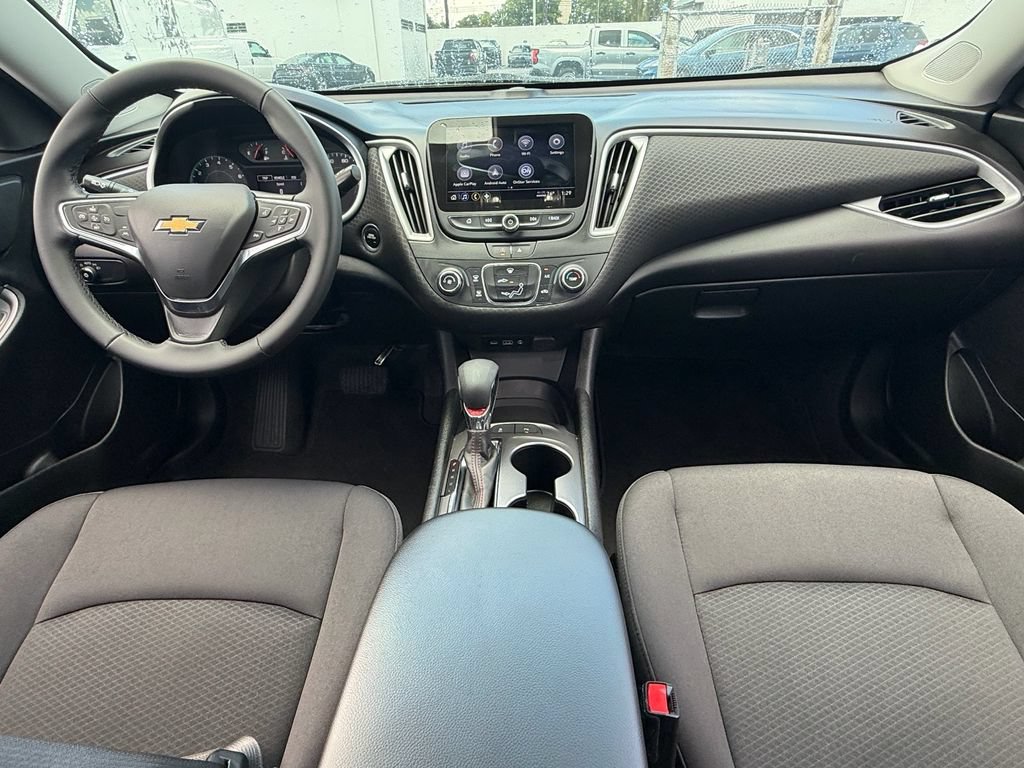 Certified 2024 Chevrolet Malibu RS FWD image 13