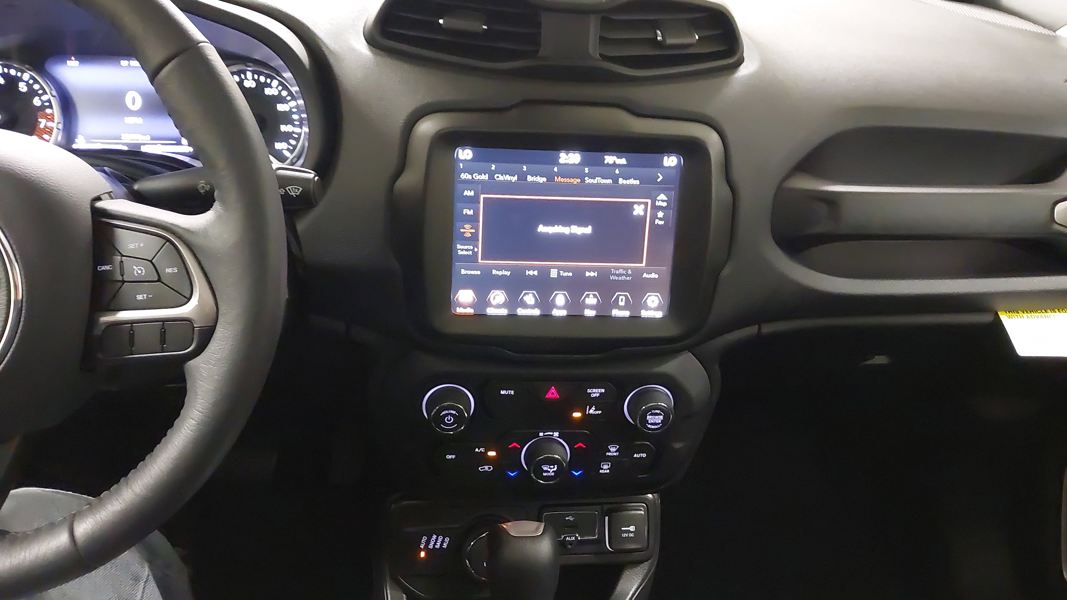Used 2022 Jeep Renegade Limited w/ Sun, Sound & Wheels Group AWD/4WD image 20