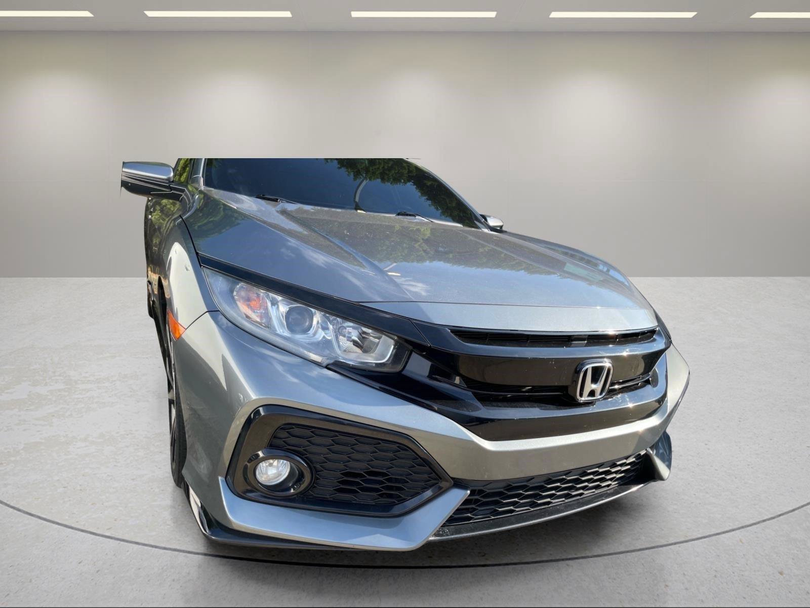 Used 2018 Honda Civic Sport image 22