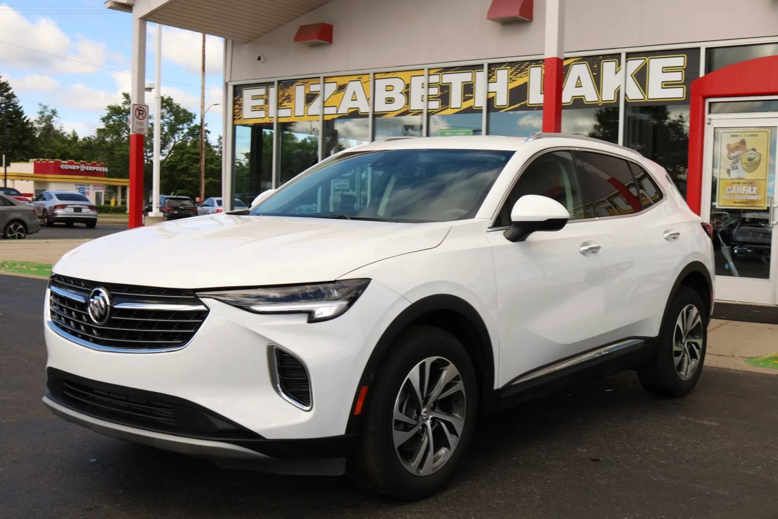 Used 2023 Buick Envision Essence AWD/4WD image 1