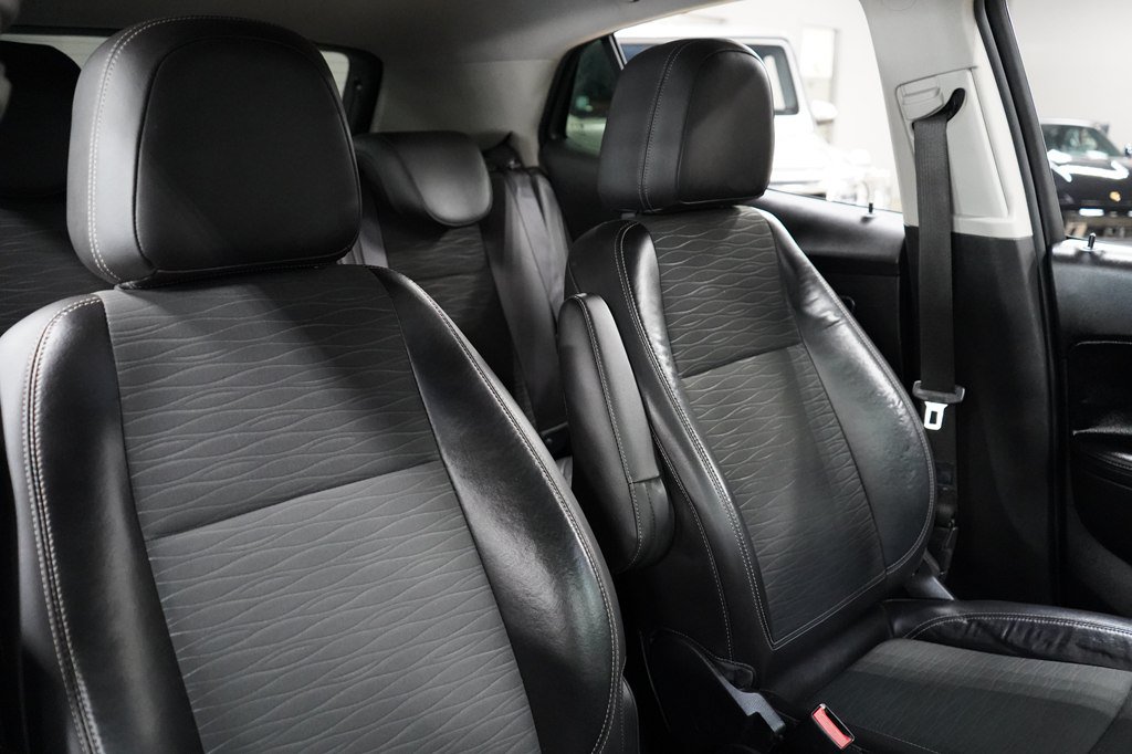 Used 2016 Buick Encore Sport Touring FWD image 27