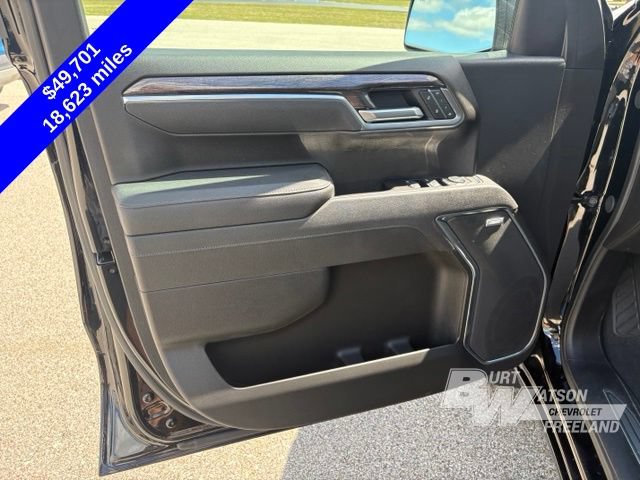 Used 2025 Chevrolet Silverado 1500 LTZ AWD/4WD image 11