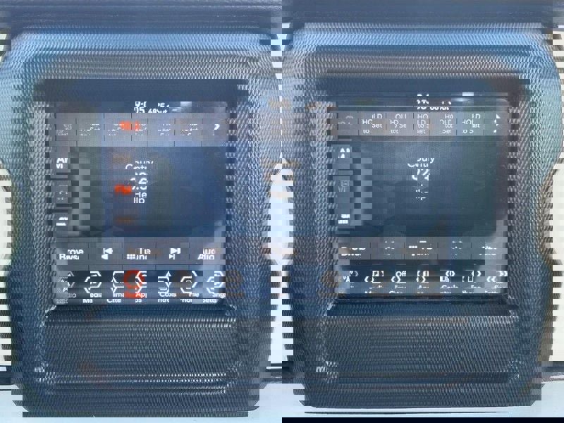 Used 2021 Jeep Gladiator Sport image 13