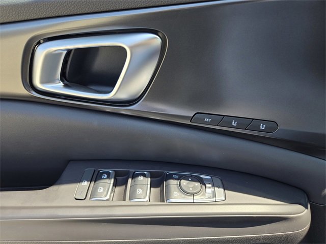 New 2026 Kia Carnival SX w/ SX Dark Edition Package image 16