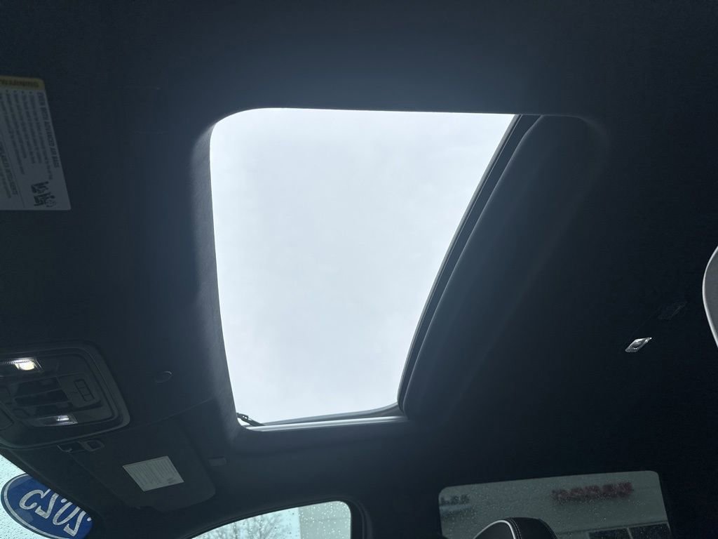 Used 2025 GMC Sierra 2500 AT4X image 29