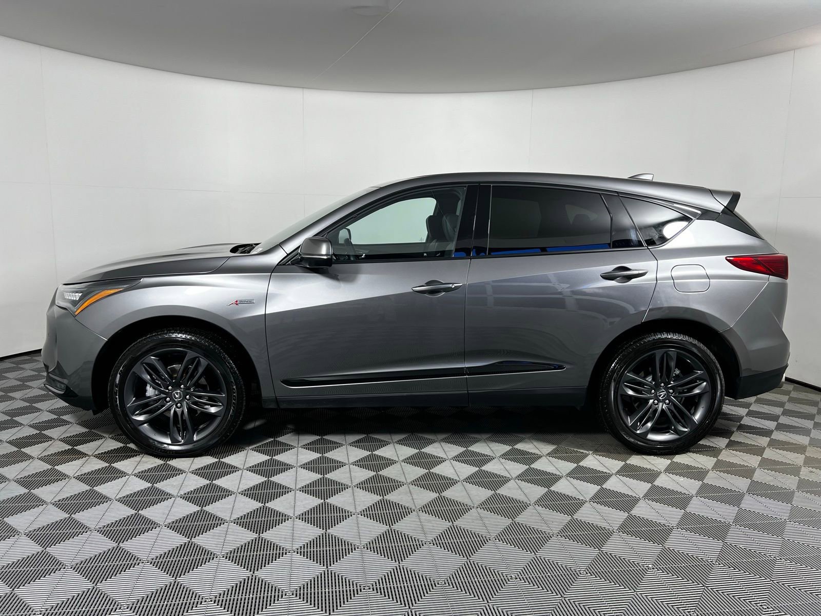 Used 2024 Acura RDX A-Spec image 8