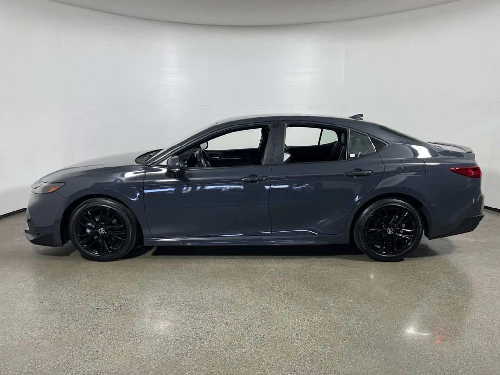 Certified 2025 Toyota Camry SE image 6