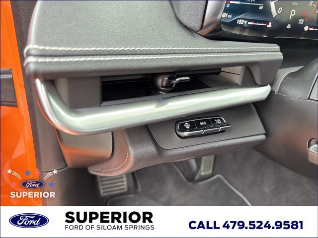Used 2023 Chevrolet Corvette Z06 RWD image 20