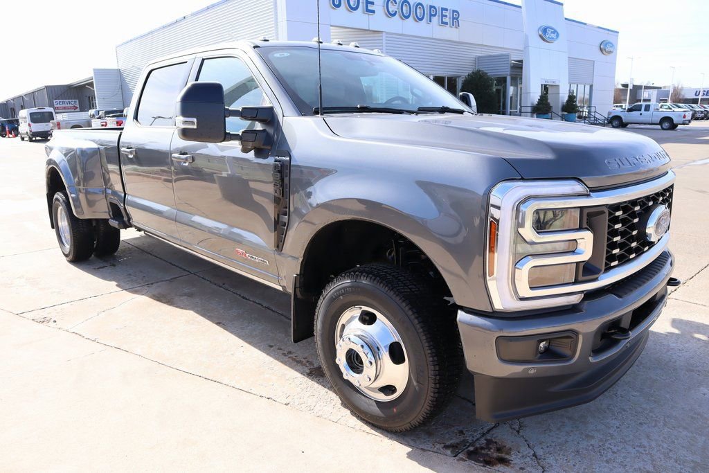 New 2026 Ford F350 Platinum AWD/4WD image 1
