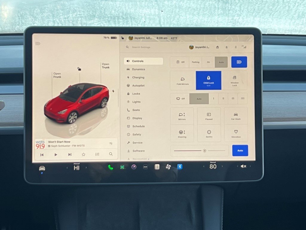 Used 2023 Tesla Model Y Long Range image 22