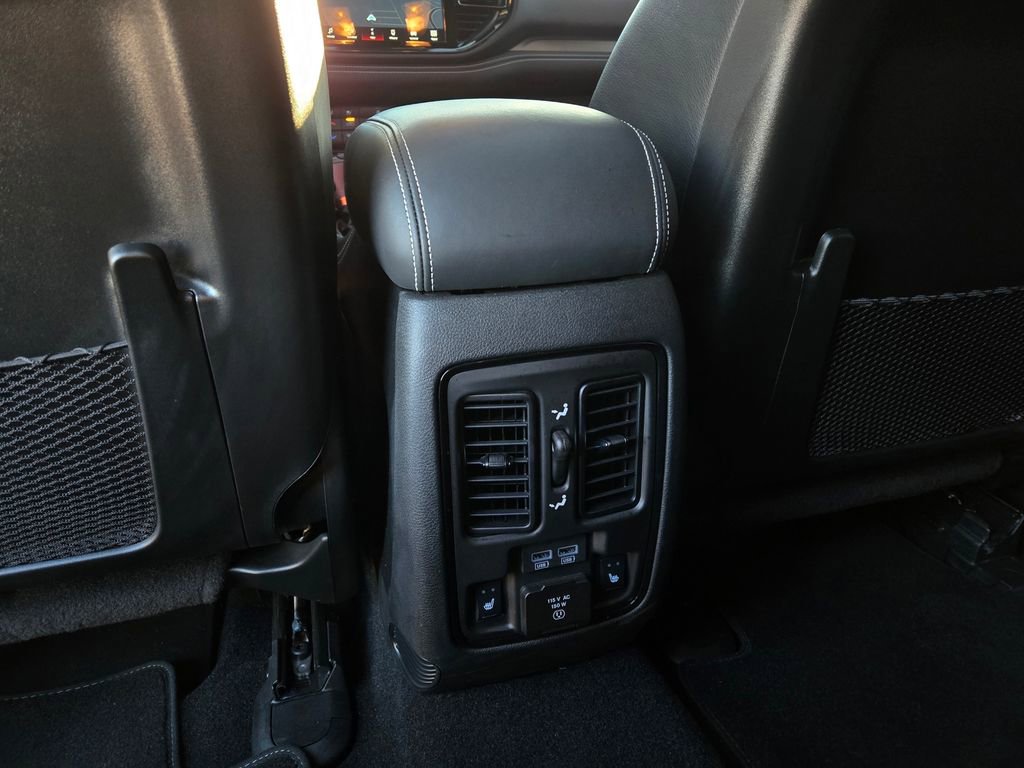 Used 2024 Dodge Durango SRT image 30