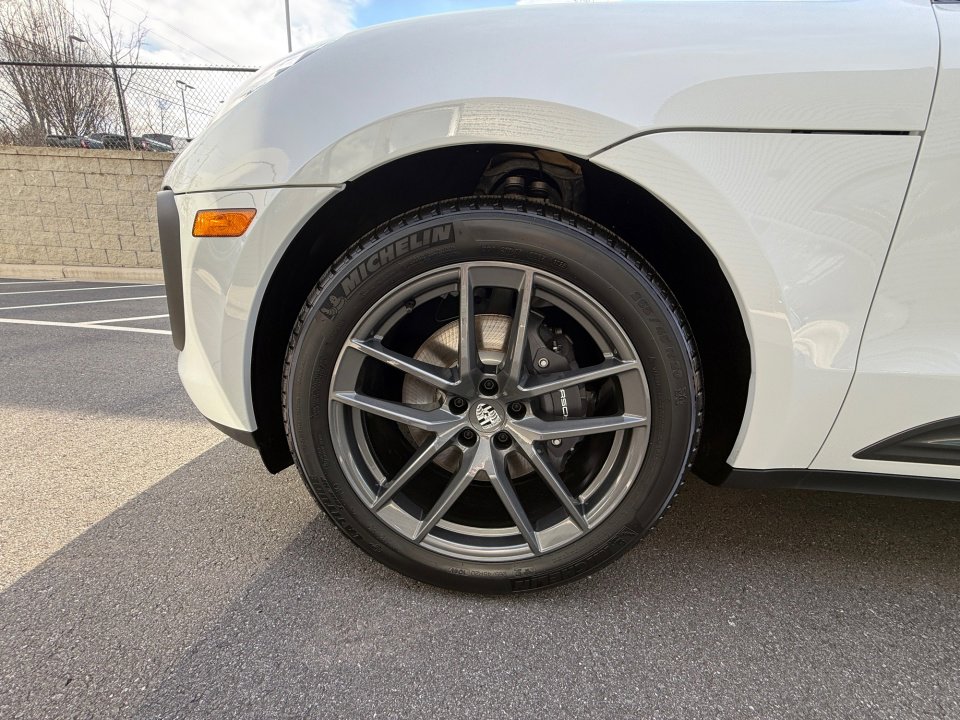 New 2026 Porsche Macan Turbo image 11