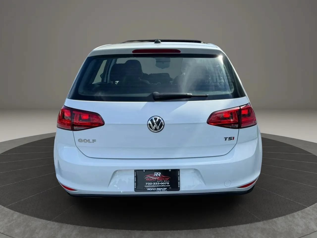 Used 2016 Volkswagen Golf S FWD image 8