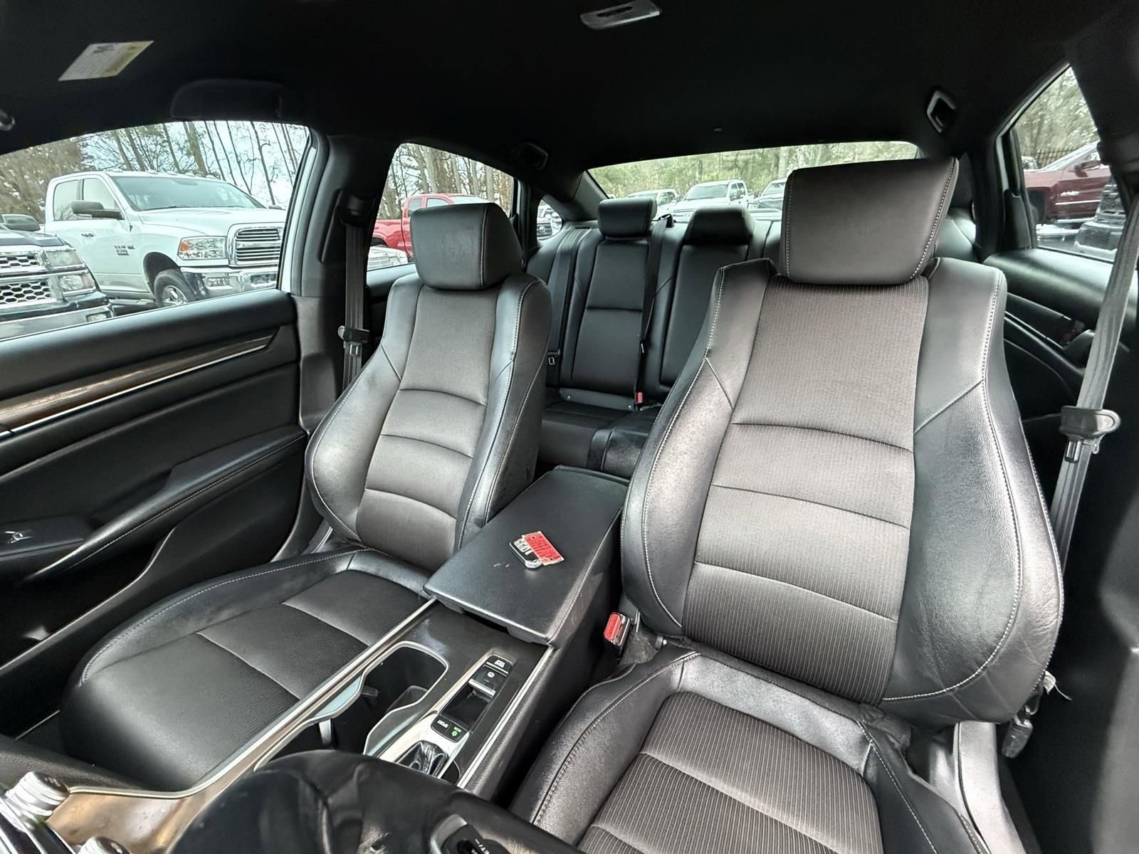 Used 2019 Honda Accord Sport image 47