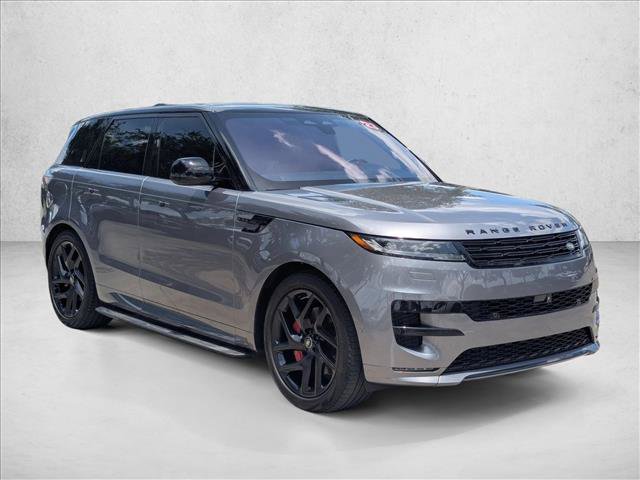 Used 2023 Land Rover Range Rover Sport SE Dynamic AWD/4WD image 3