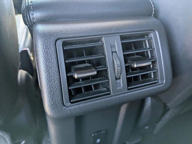 Used 2020 Mitsubishi Outlander SEL AWD/4WD image 23