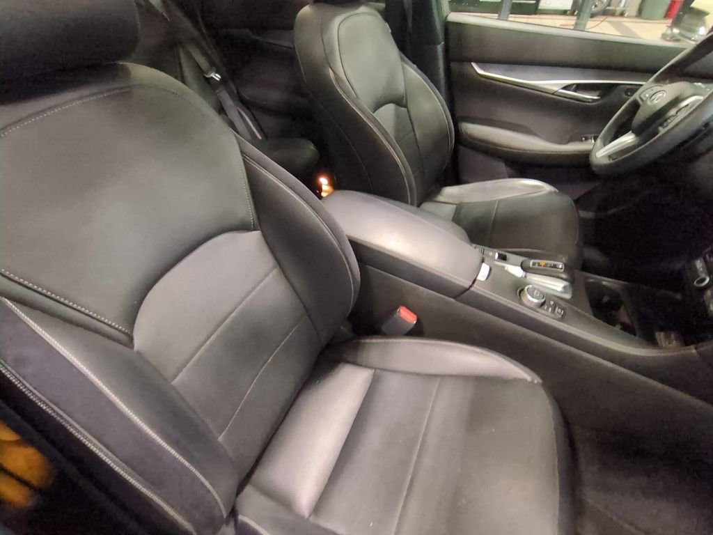 Used 2023 INFINITI QX50 Sport image 27