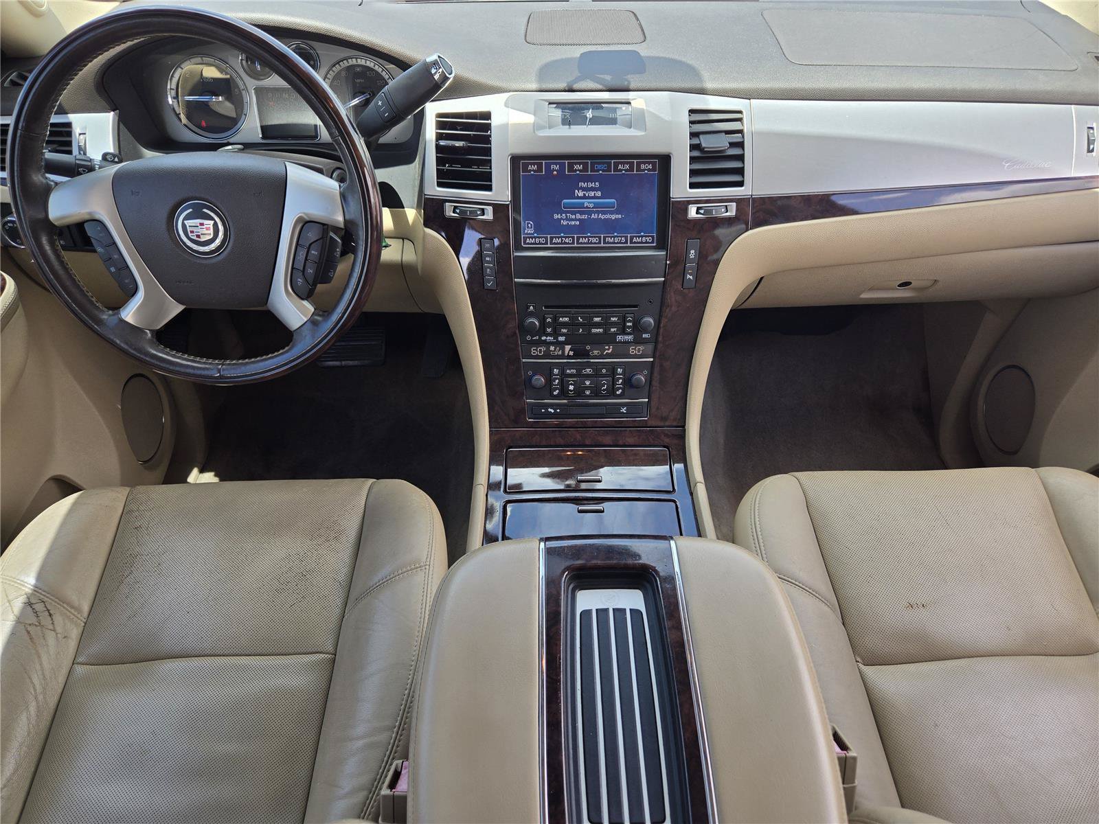 Used 2013 Cadillac Escalade EXT Premium AWD/4WD image 24