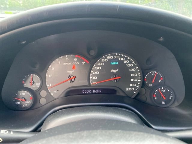Used 2003 Chevrolet Corvette Coupe w/ Preferred Equipment Group RWD image 12