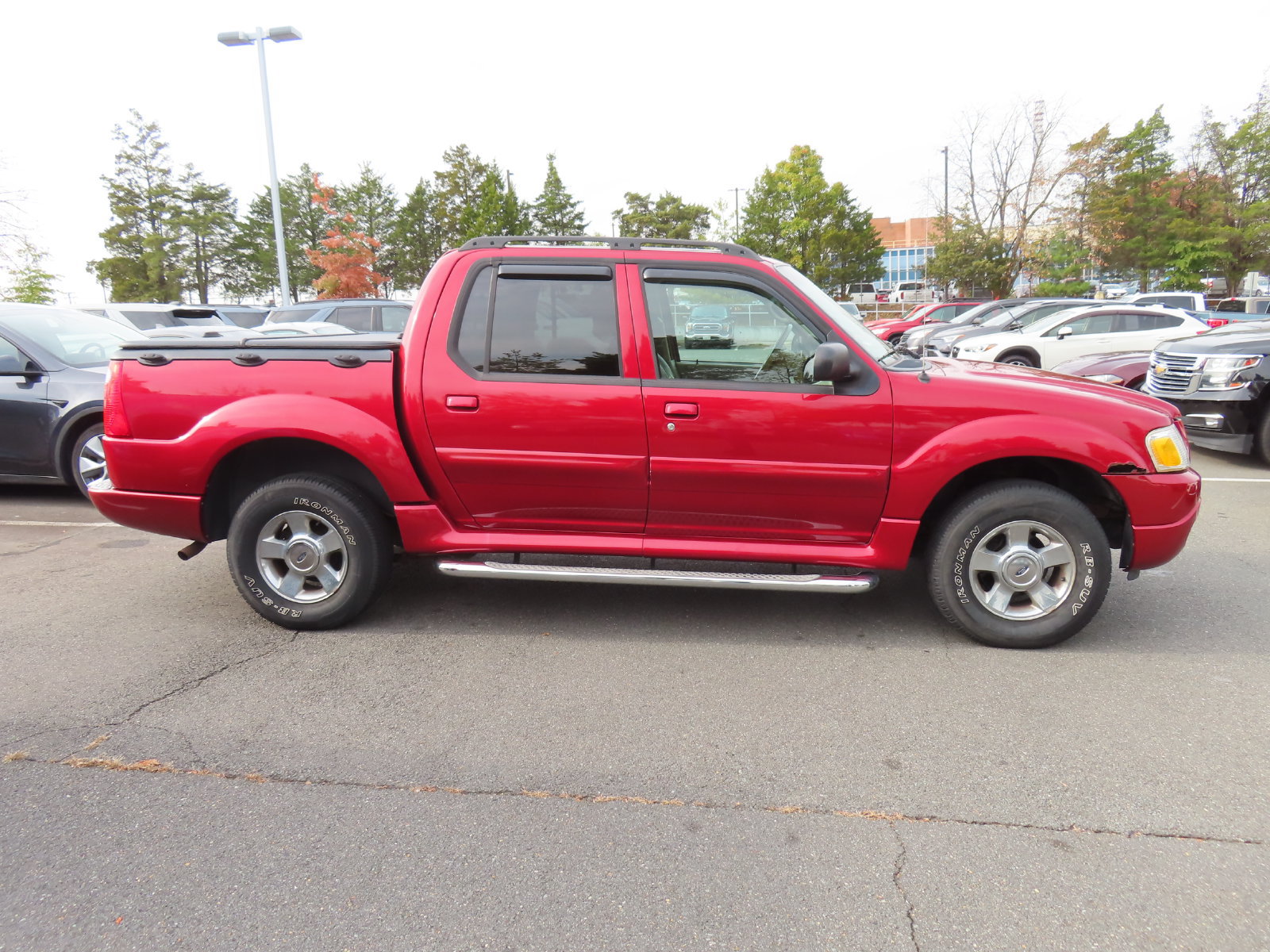Used 2004 Ford Explorer Sport Trac Adrenalin AWD/4WD image 4