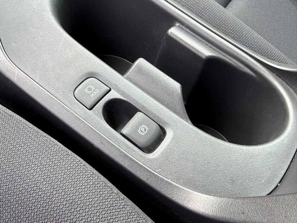 Certified 2025 Toyota Corolla LE image 25