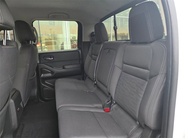 Used 2022 Nissan Frontier SV image 17