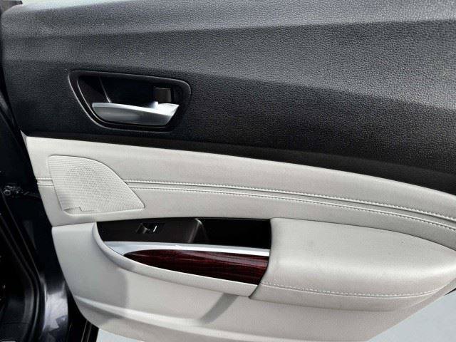 Used 2016 Acura TLX V6 SH-AWD w/ Technology Pkg image 44