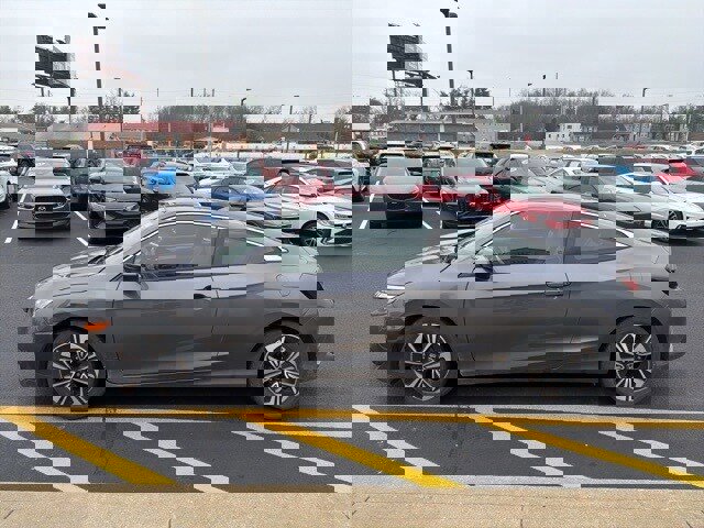 Used 2017 Honda Civic EX-L image 3