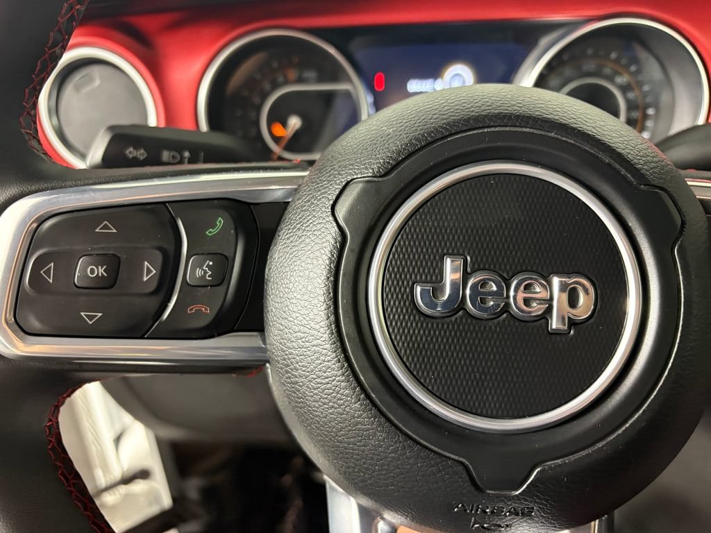 Used 2023 Jeep Gladiator Rubicon w/ LED Lighting Group AWD/4WD image 22