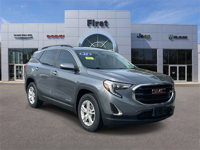 Used 2021 GMC Terrain SLE w/ Driver Convenience Package