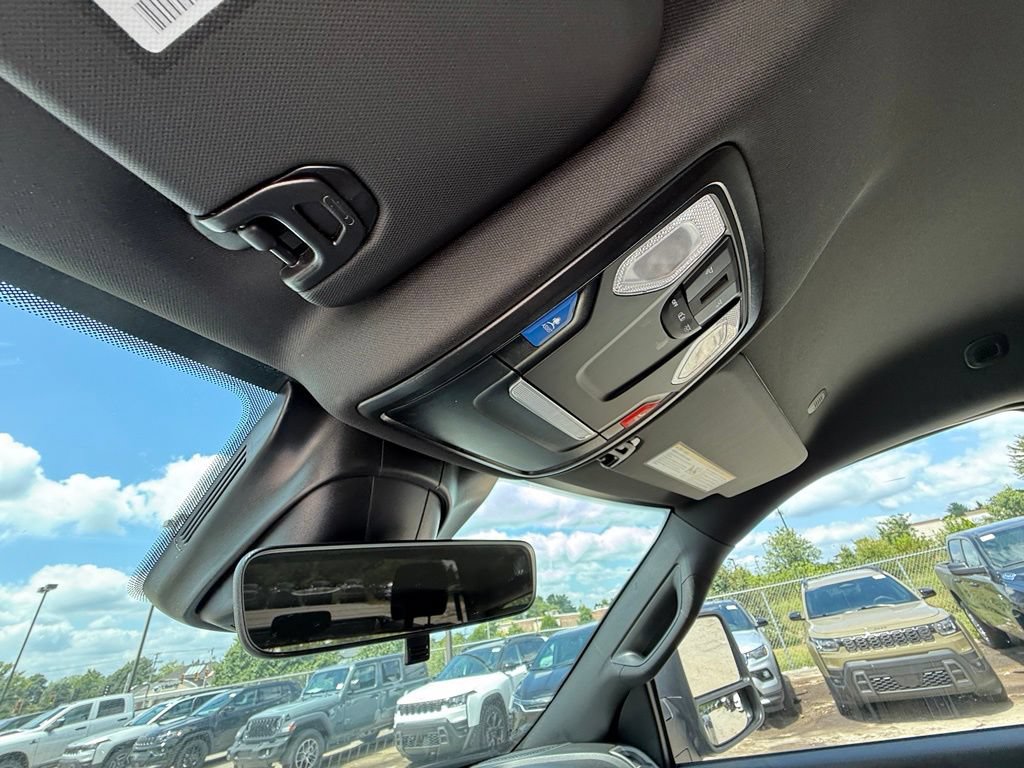 New 2026 RAM 3500 Tradesman AWD/4WD image 24