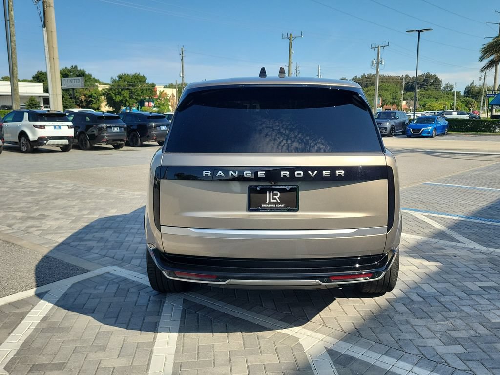 Certified 2024 Land Rover Range Rover Autobiography AWD/4WD image 4
